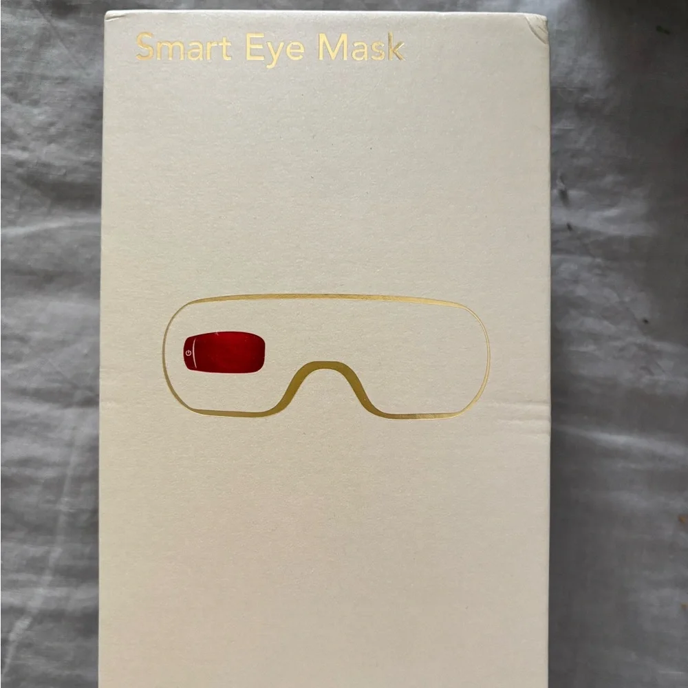 Smart Eye Mask with Black Strap